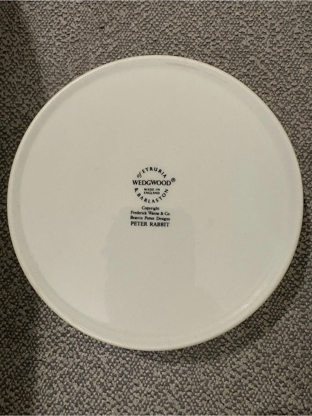 Beatrix Potter Peter Rabbit Wedgwood Porrigers/Dishes Set of 2